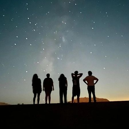 Wadi Rum Under Stars エクステリア 写真