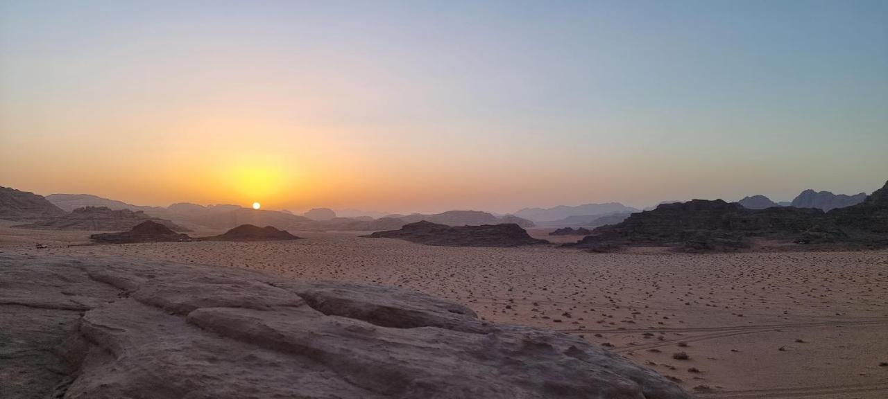 Wadi Rum Under Stars エクステリア 写真