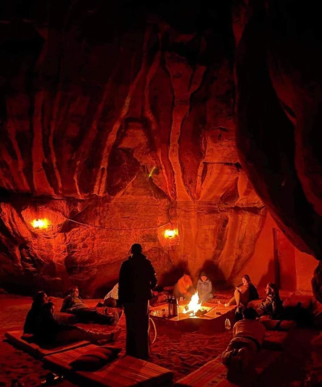 Wadi Rum Under Stars エクステリア 写真